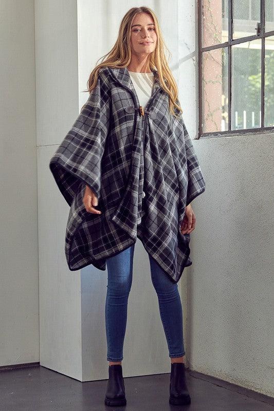 e Luna Toggle Close Plaid Blanket Shawl Poncho