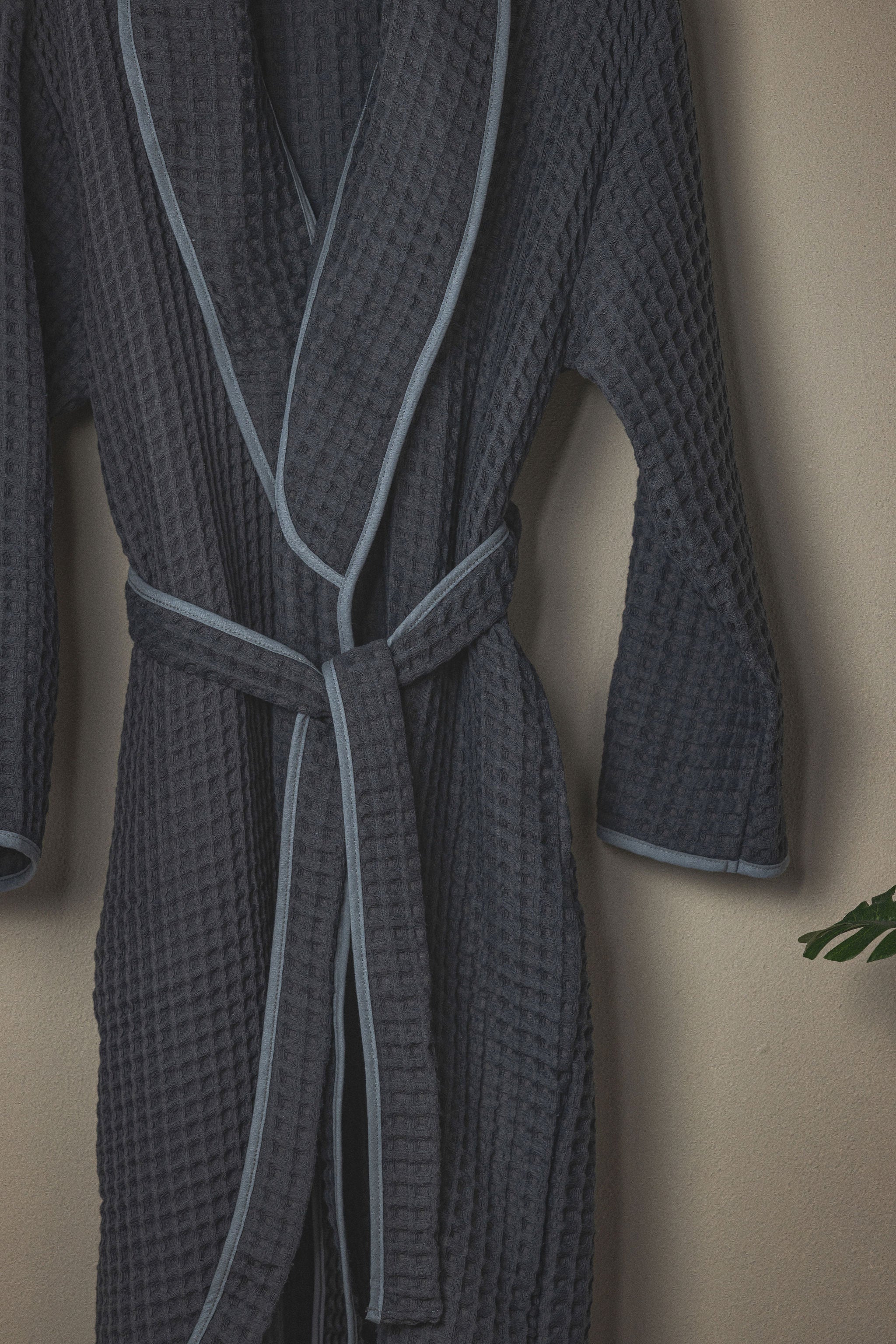 Waffle Weave Turkish Bathrobe - Grey – Lightweight, Absorbent, Spa-Quality Comfort