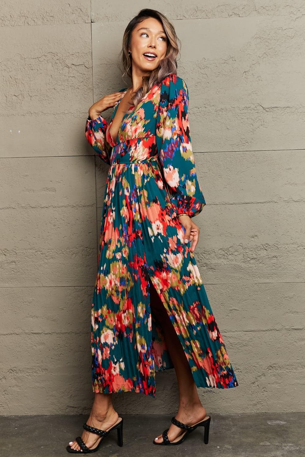 Amelia Printed Deep V Slit Pleated Maxi Dress - SwagglyLife Home & Fashion