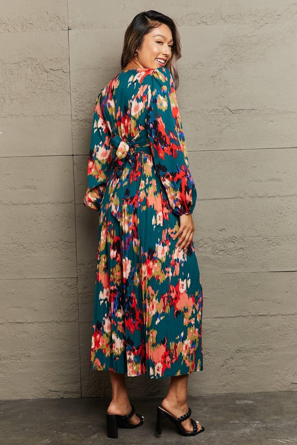 Amelia Printed Deep V Slit Pleated Maxi Dress - SwagglyLife Home & Fashion