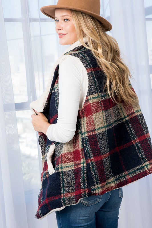 e Luna Warm Plaid Vest