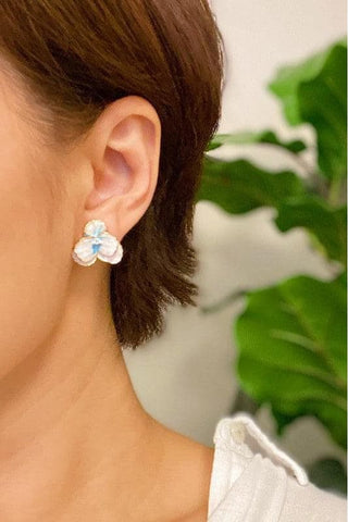 ELLISON AND YOUNG Noble Bloom Flower Earrings - SwagglyLife Home & Fashion