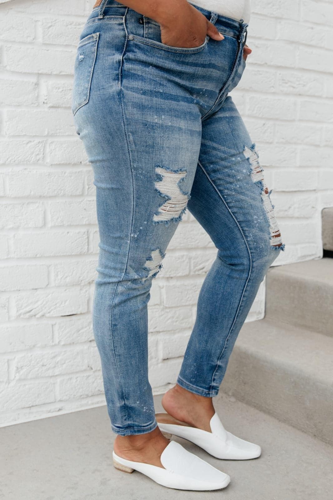 Judy Blue Ocean Side Distressed Skinny Jeans - SwagglyLife Home & Fashion