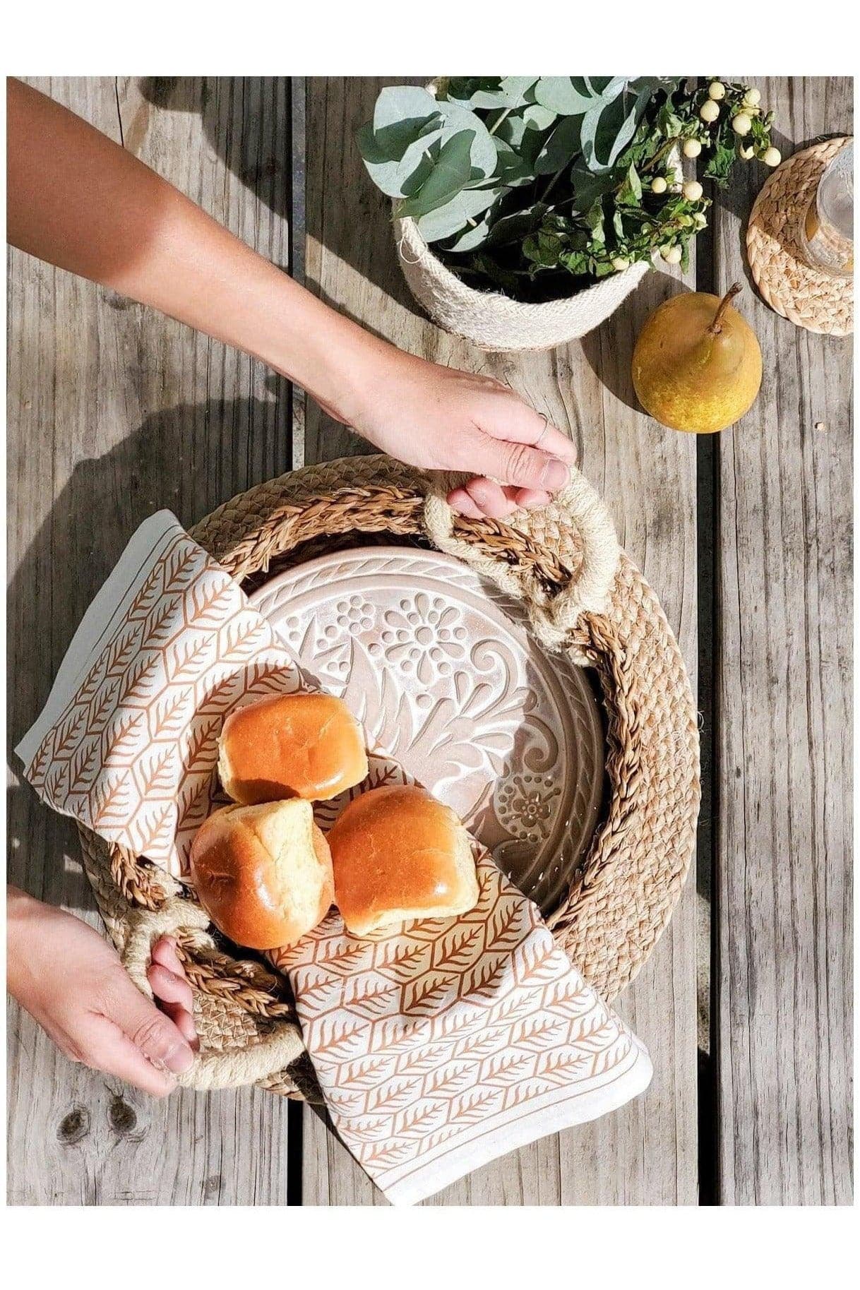 KORISSA Bread Warmer & Basket Gift Set with Tea Towel - Bird Round - SwagglyLife Home & Fashion