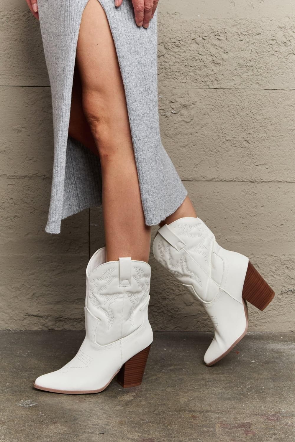 Legend Footwear Bella Cowboy Boots, White - SwagglyLife Home & Fashion