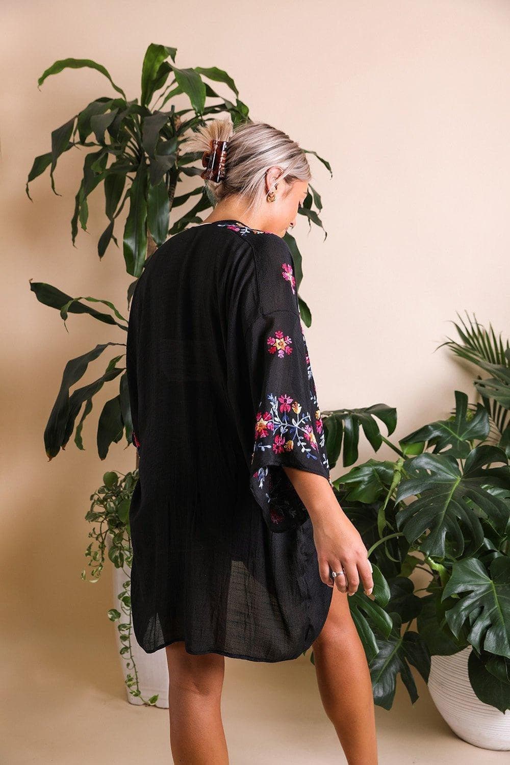 Lightweight Anemone Embroidered Kimono - SwagglyLife Home & Fashion