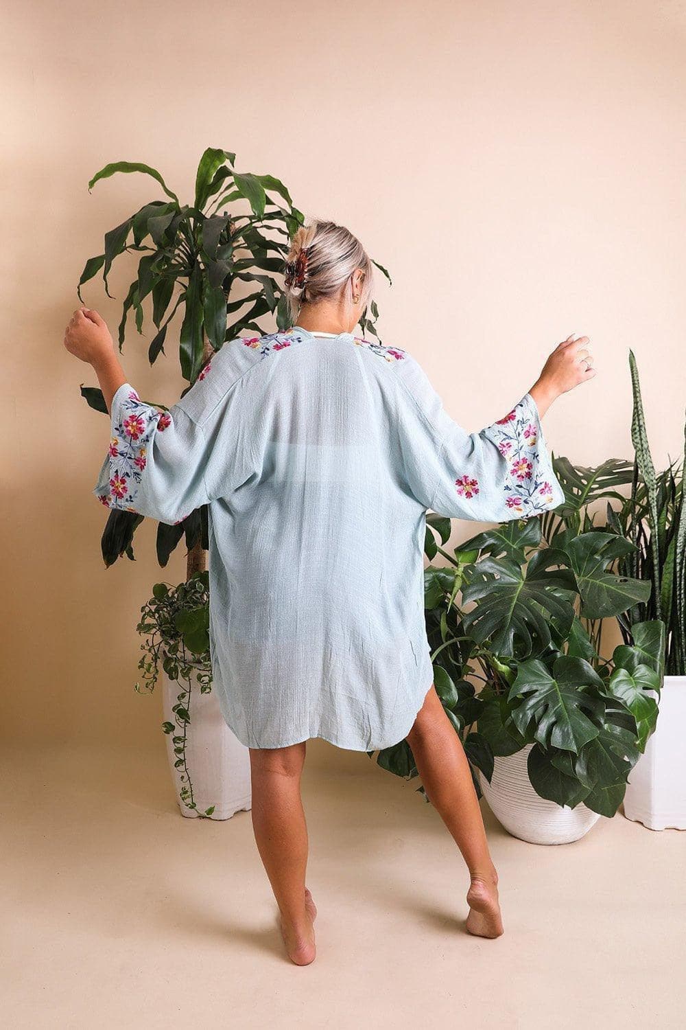 Lightweight Anemone Embroidered Kimono - SwagglyLife Home & Fashion