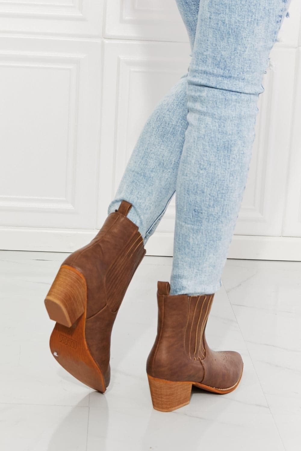 MMShoes Love the Journey Stacked Heel Chelsea Boot in Chestnut - SwagglyLife Home & Fashion