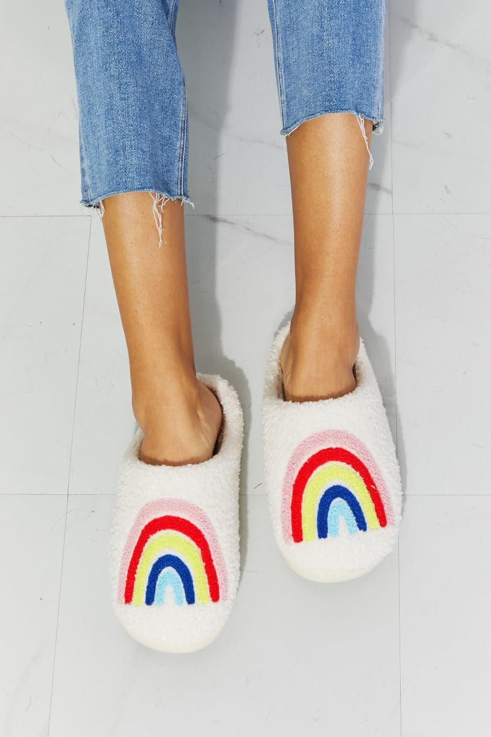 MMShoes Rainbow Plush Slipper - SwagglyLife Home & Fashion