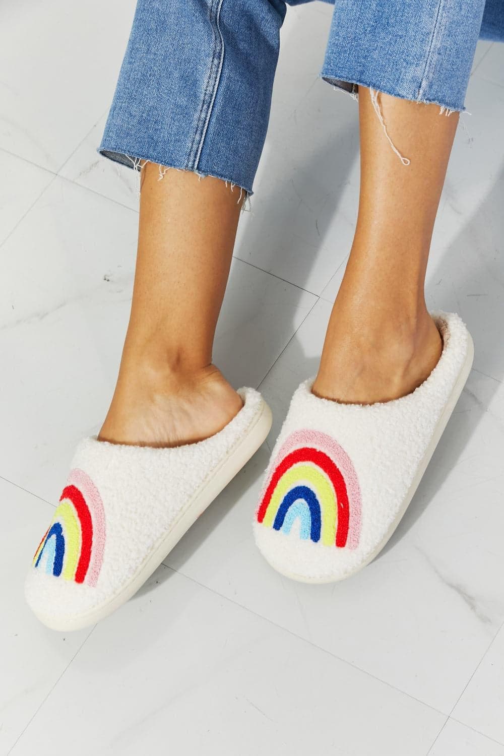MMShoes Rainbow Plush Slipper - SwagglyLife Home & Fashion