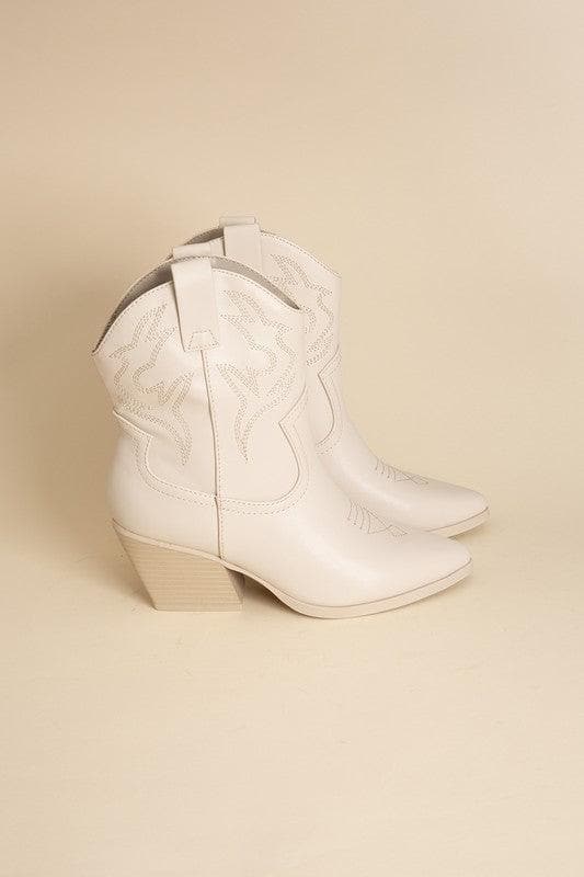 SODA Blazing Western Boots - SwagglyLife Home & Fashion