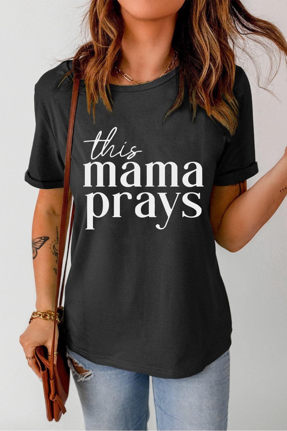 THIS MAMA PRAYS Graphic Tee - SwagglyLife Home & Fashion