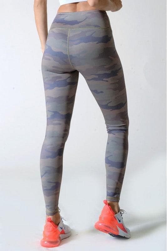 YELETE Active High Rise Camouflage Leggings with Pocket - SwagglyLife Home & Fashion