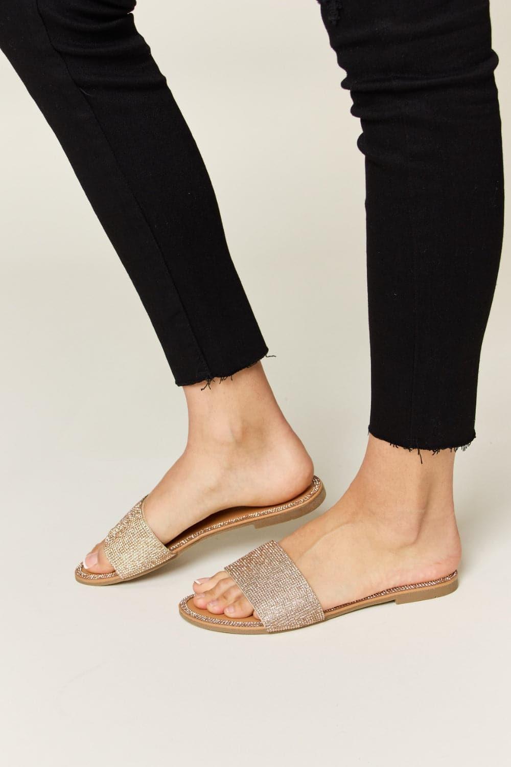 WILD DIVA Rhinestone Open Toe Flat Sandals - SwagglyLife Home & Fashion